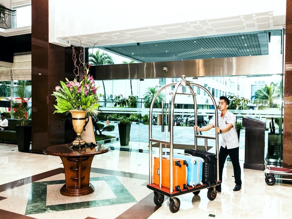 Orchardz Jayakarta Hotell Exteriör bild
