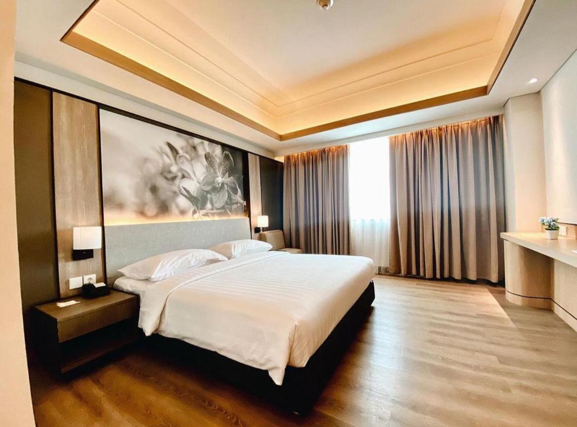 Orchardz Jayakarta Hotell Exteriör bild