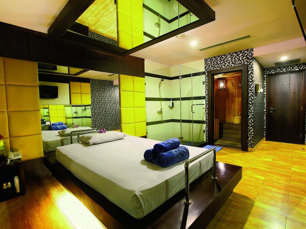 Orchardz Jayakarta Hotell Exteriör bild