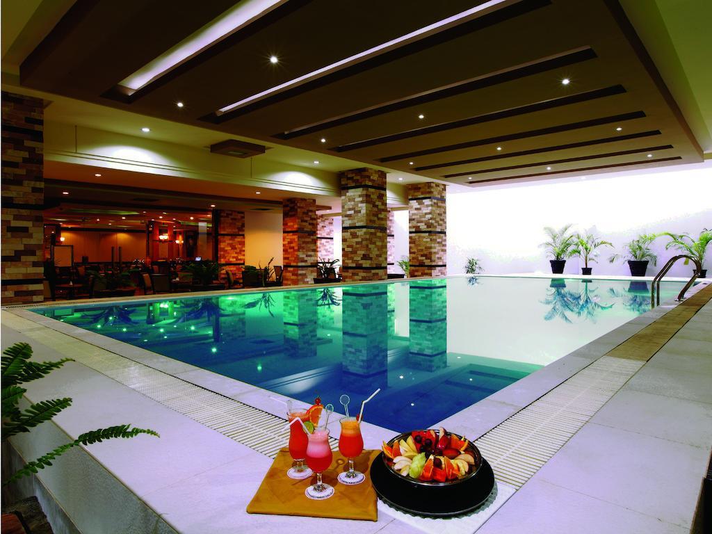 Orchardz Jayakarta Hotell Exteriör bild