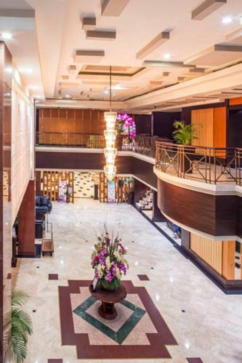 Orchardz Jayakarta Hotell Exteriör bild